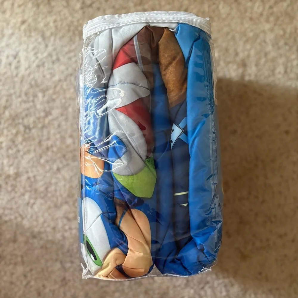 Sonic Tails Knuckles 2-Piece Reversible Bedding Comforter Set - Twin/Full